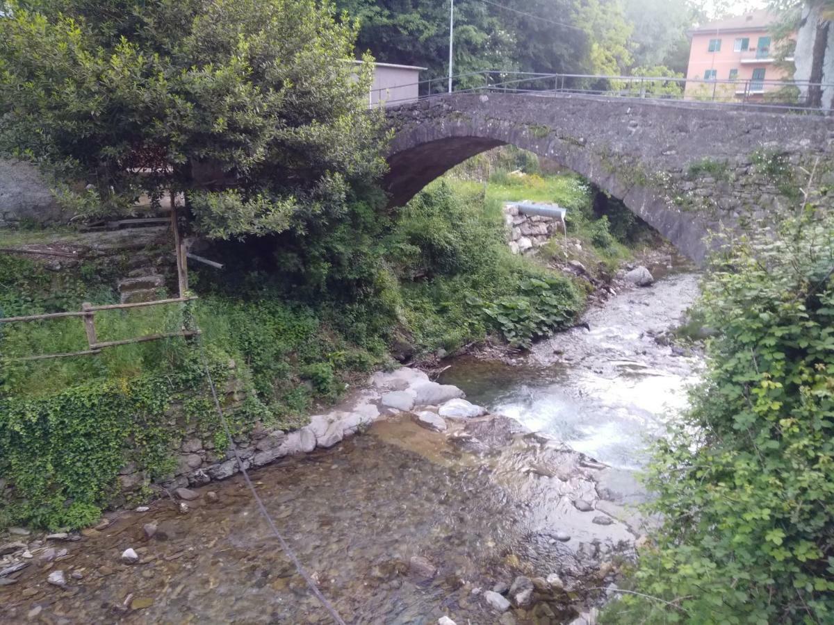 Appartamento Arredato Uso Turistico "La Nocciola" Mezzanego Exterior photo